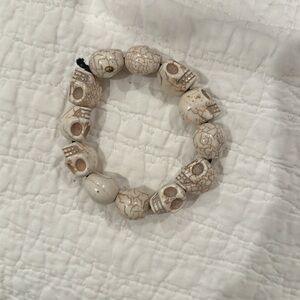 Skull bead bracelet
